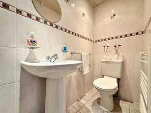 Photo 15- click for photo gallery